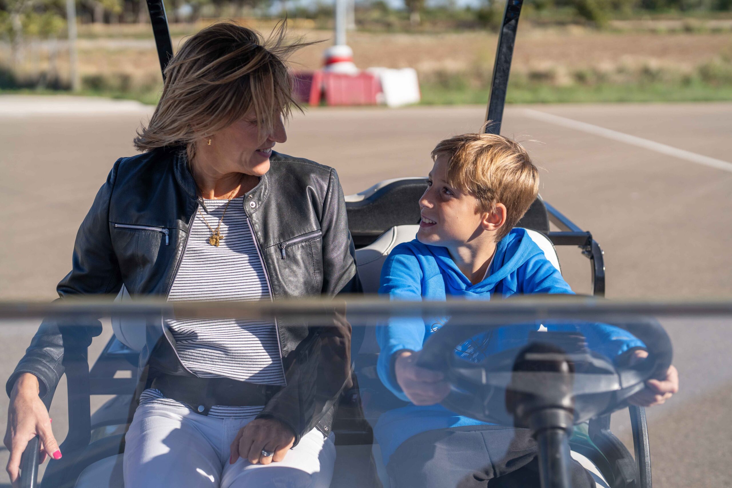 enseñar a conducir a tu hijo en Zaragoza